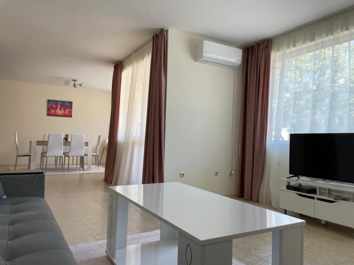 Rusalka Apart-Residence ออบซอร์ ภายนอก รูปภาพ