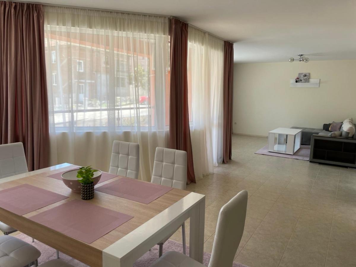 Rusalka Apart-Residence ออบซอร์ ภายนอก รูปภาพ