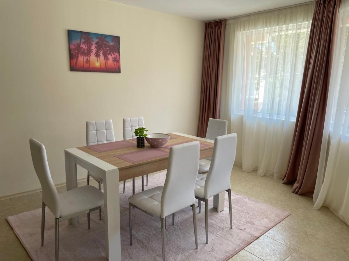 Rusalka Apart-Residence ออบซอร์ ภายนอก รูปภาพ