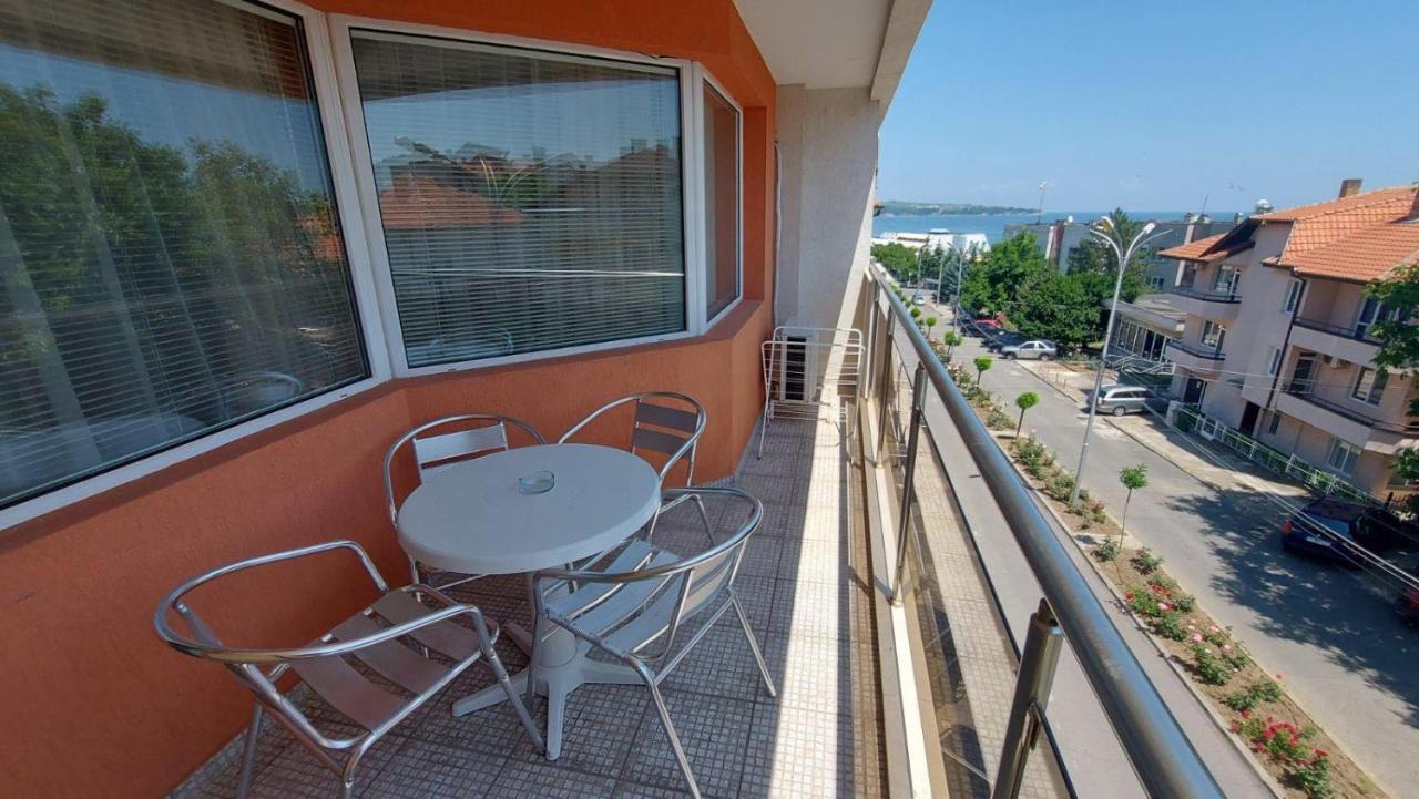 Rusalka Apart-Residence ออบซอร์ ภายนอก รูปภาพ