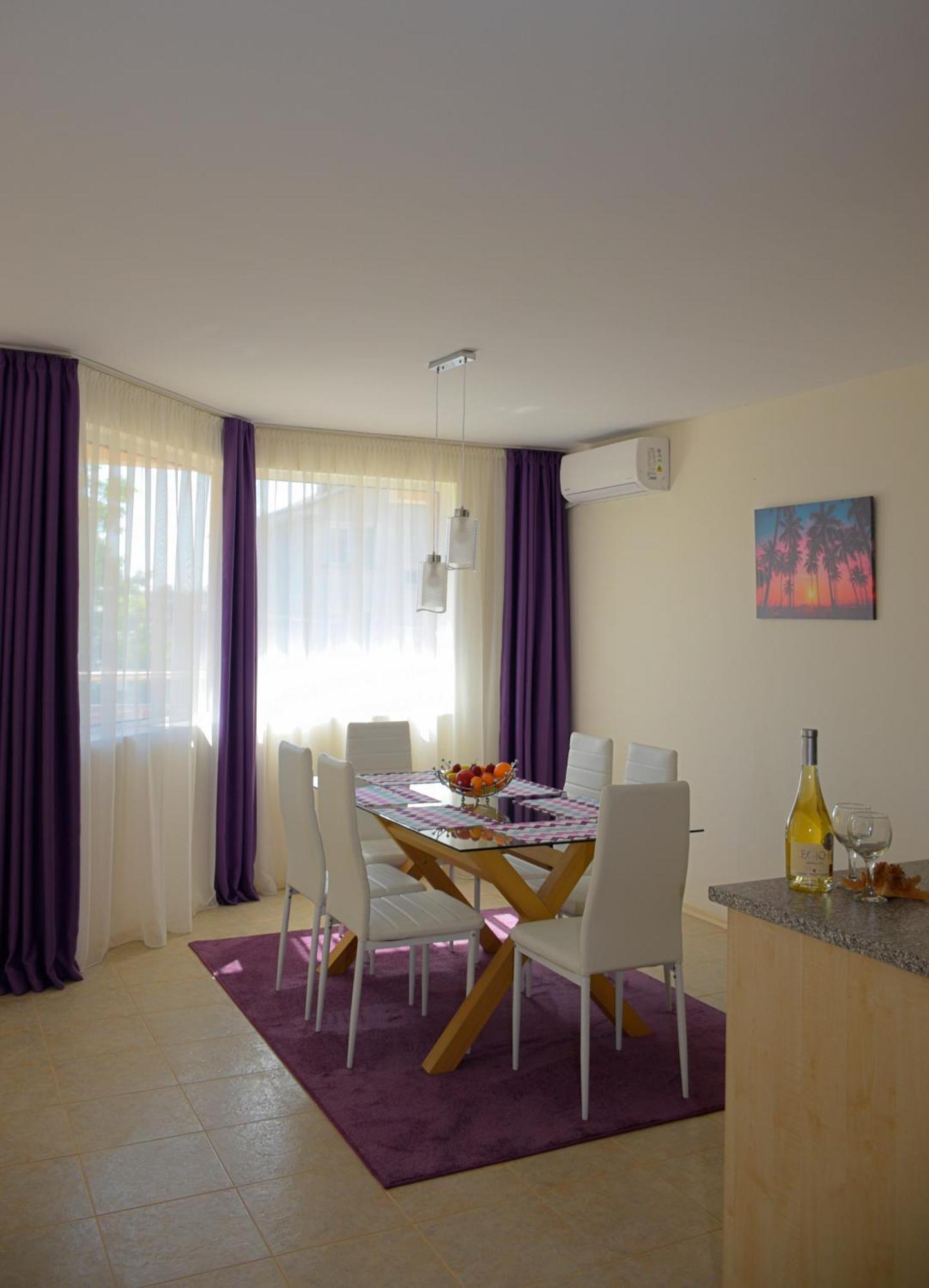 Rusalka Apart-Residence ออบซอร์ ภายนอก รูปภาพ