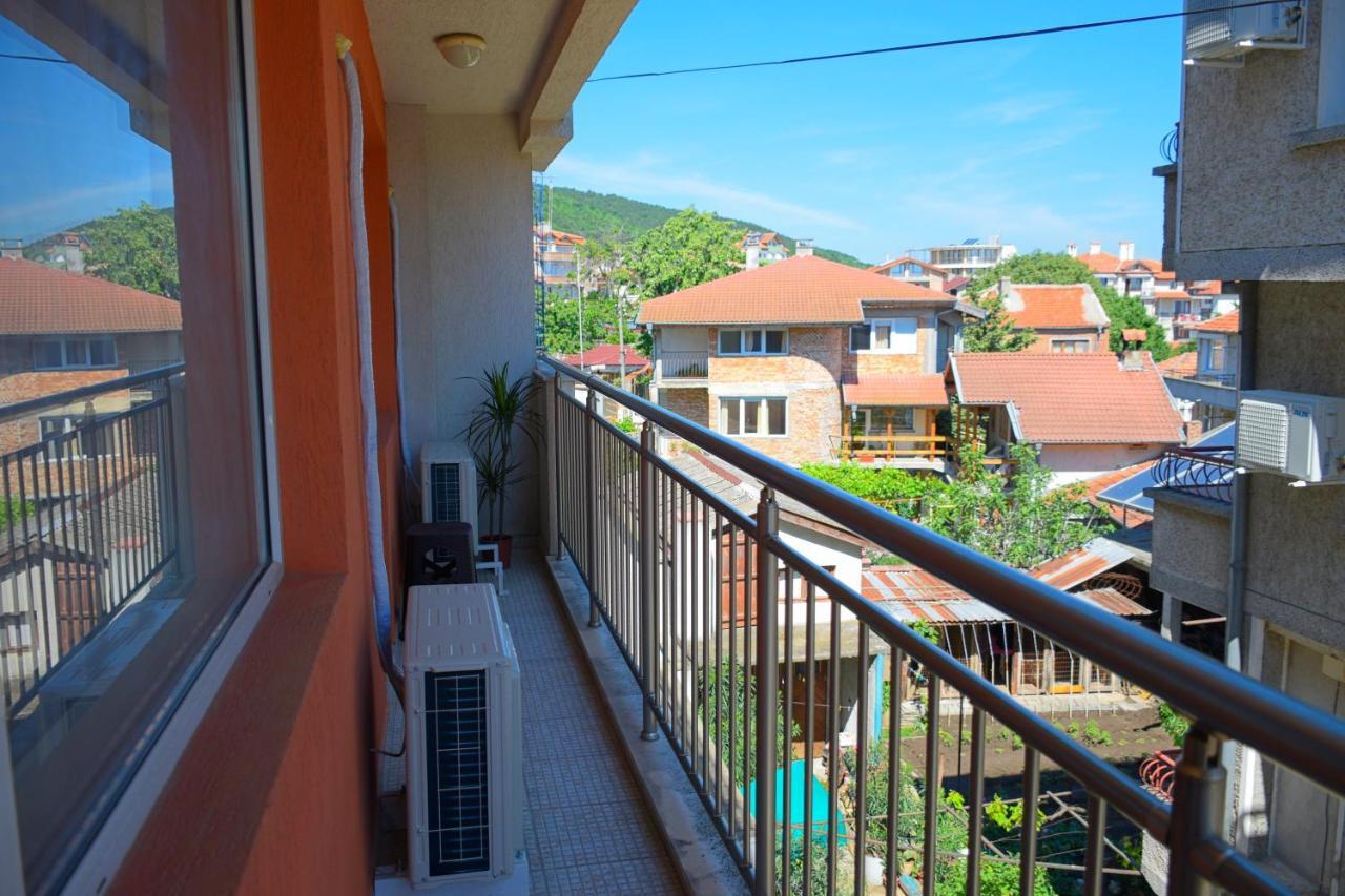 Rusalka Apart-Residence ออบซอร์ ภายนอก รูปภาพ