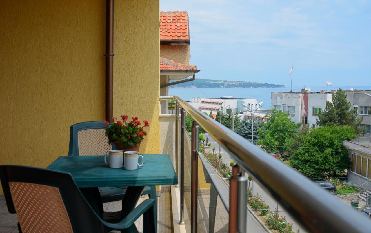 Rusalka Apart-Residence ออบซอร์ ภายนอก รูปภาพ