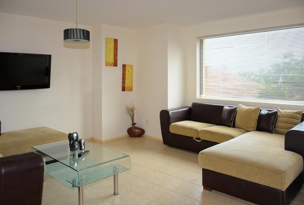 Rusalka Apart-Residence ออบซอร์ ภายนอก รูปภาพ